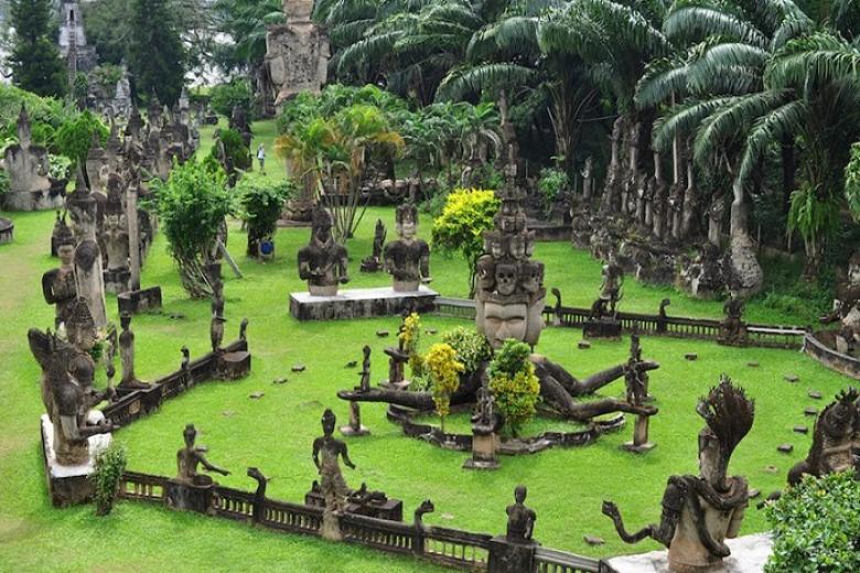 Công viên vườn tượng Phật Wat Xiêng Khuôn (Buddha Park)