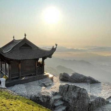 Tour Miền Bắc 4N3Đ: Từ Hà Nội - Hạ Long Bay - Hạ Long Park - Sapa - Fansipan, Ô tô