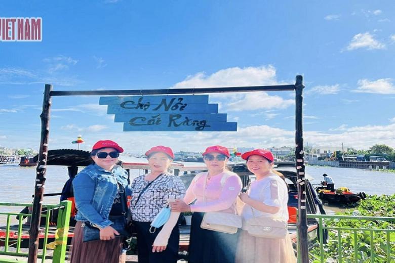 Khách trải nghiệm