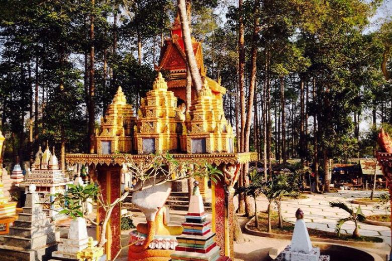 Chùa Đất Sét