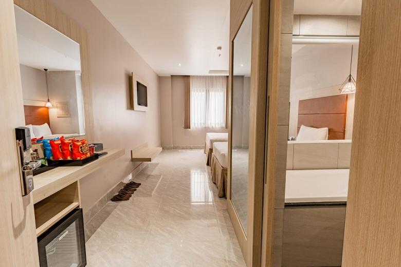 Holiday 2 Hotel