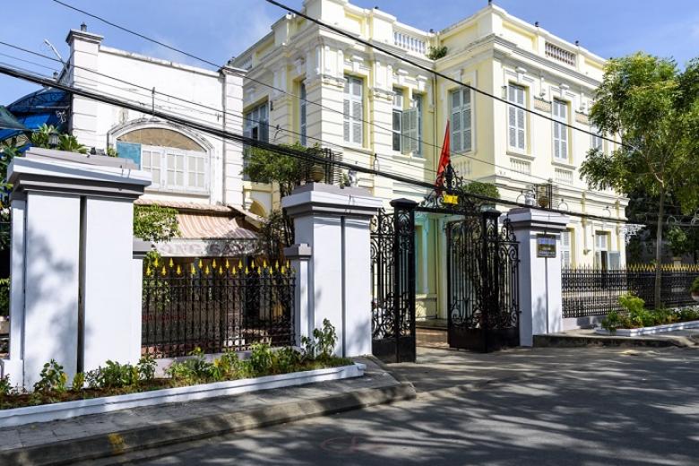 Tham quan Nhà công tử Bạc Liêu