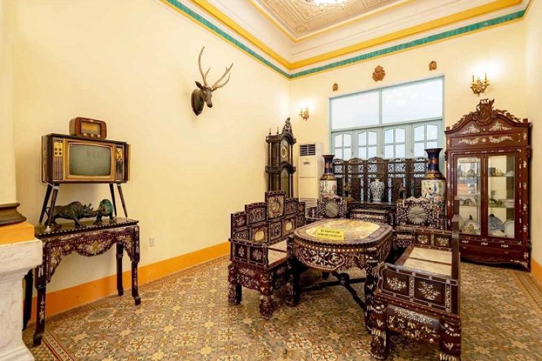 Tham quan Nhà công tử Bạc Liêu