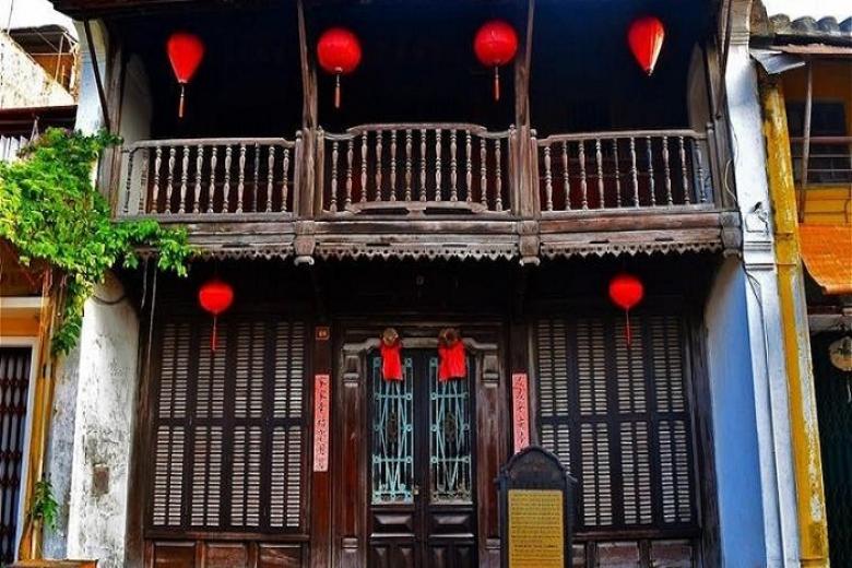 Nhà cổ Phùng Hưng