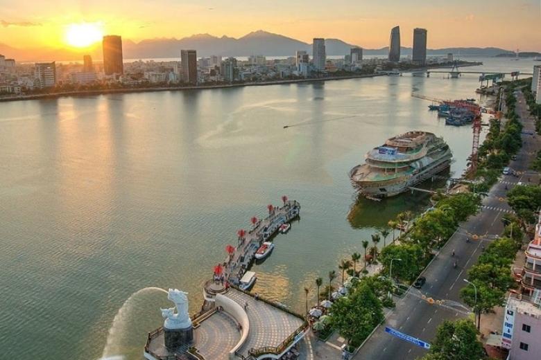 Tượng cá chép hóa long