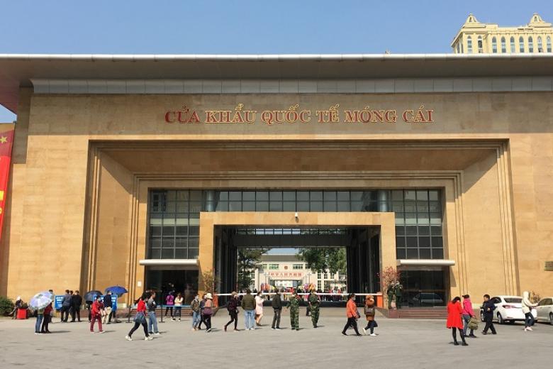 Cửa khẩu Móng Cái