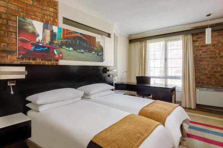 Garden Court Victoria Junction