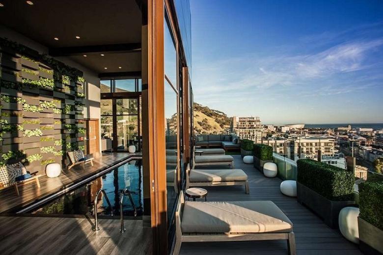 Sunsquare Cape Town City Bowl