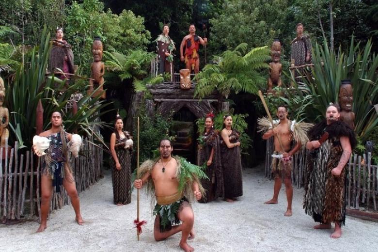 Làng văn hóa Tamaki Maori