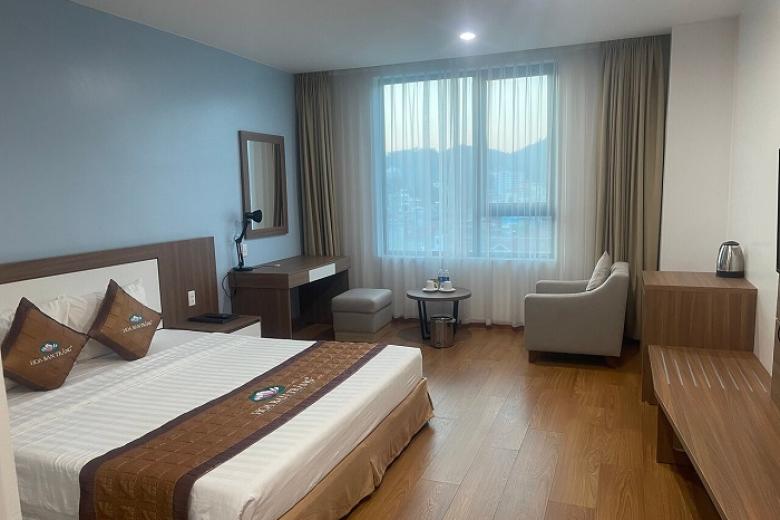 Khách sạn Hoa Ban Trắng Sơn La