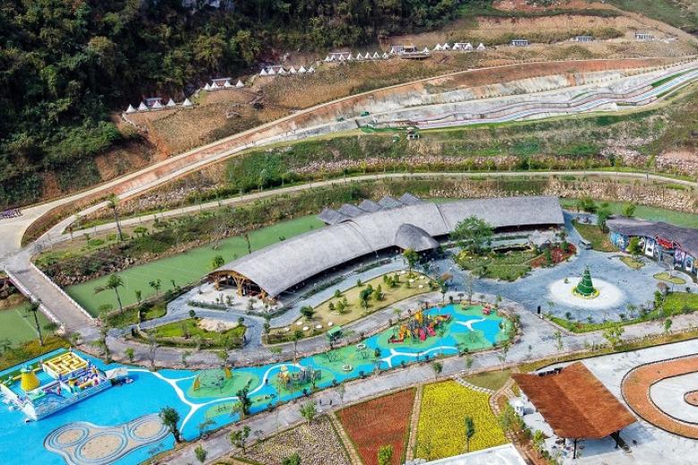 Khu du lịch Mộc Châu Island