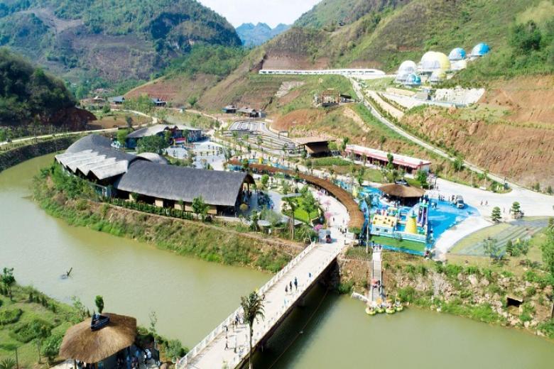 Khu du lịch Mộc Châu Island