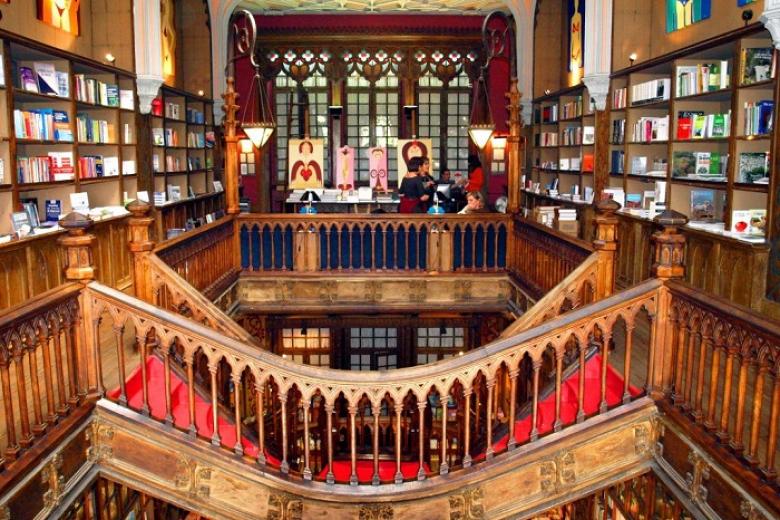 Hiệu sách Lello & Irmão (bao gồm vé vào trong)