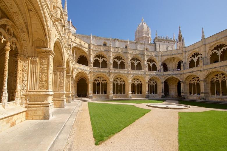 Tu viện Jeronimos (vé vào trong)