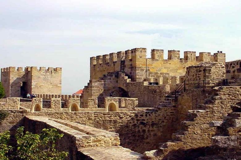 Lâu đài São Jorge