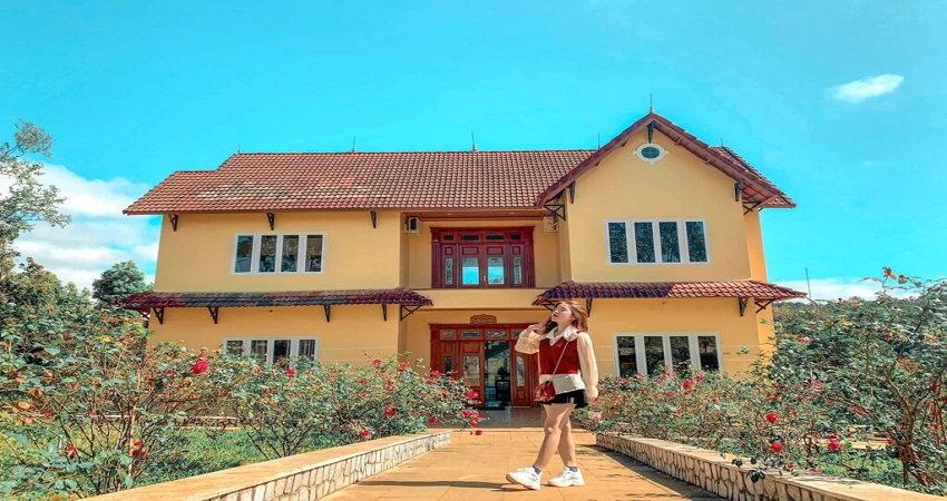 Khách sạn
