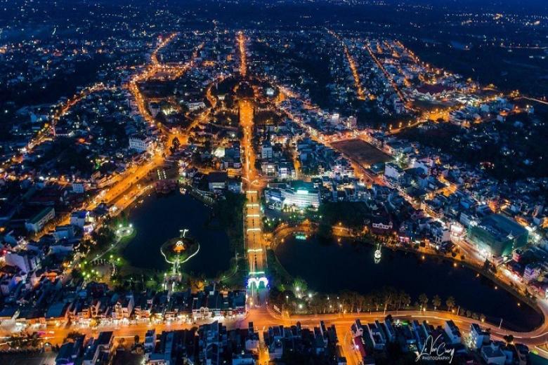 Buôn Mê Thuột về đêm