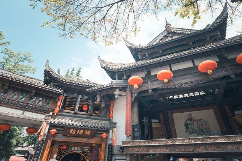 Phố cổ Cẩm Lý