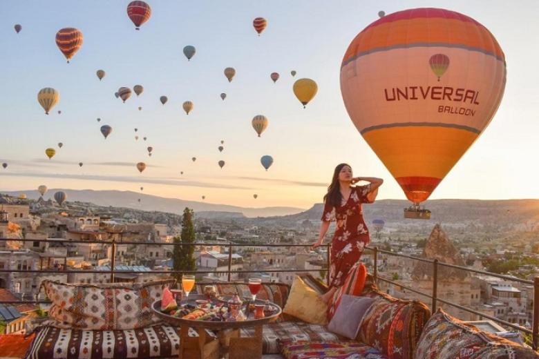 Chiêm ngưỡng cảnh bình minh ở Cappadocia
