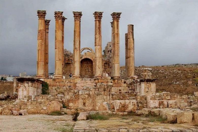 Đền thờ Hadrian