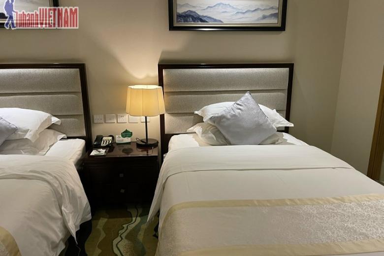 Khách sạn tiêu chuẩn