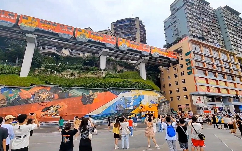 Vui chơi, tham quan