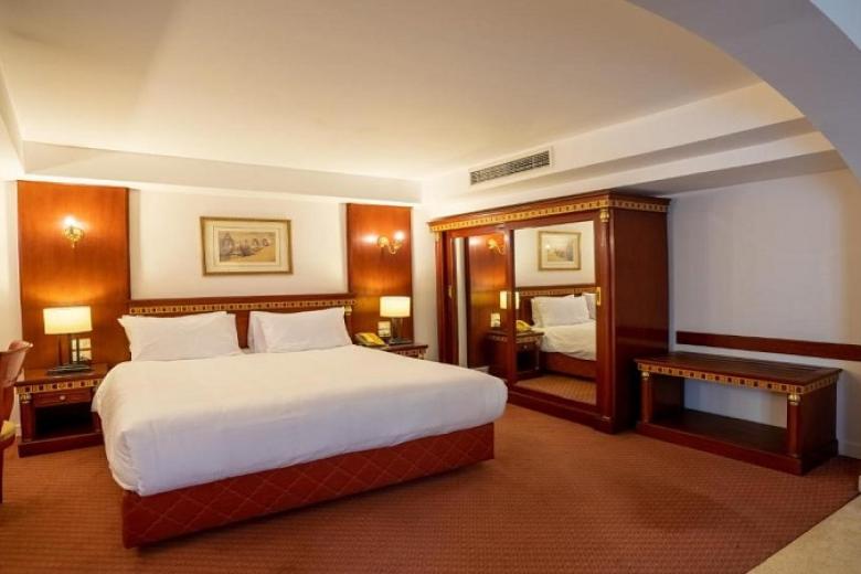 Azal Pyramids Hotel