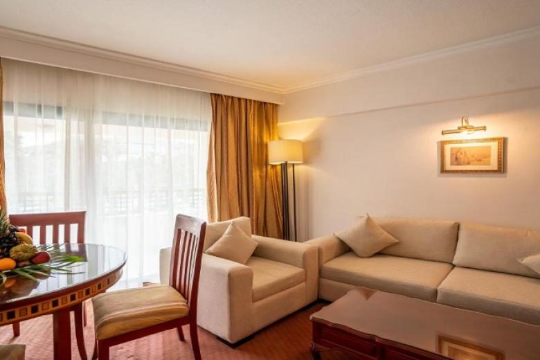 Azal Pyramids Hotel