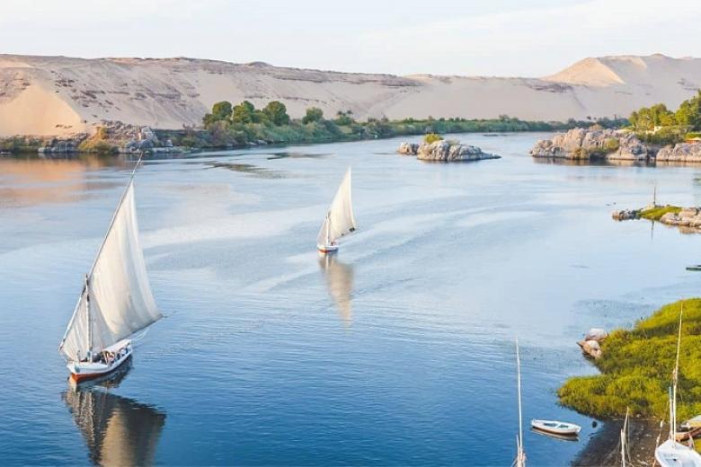 Dạo chơi trên sông Nile bằng thuyền Felucca