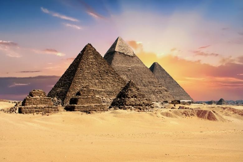 Kim tự tháp Giza