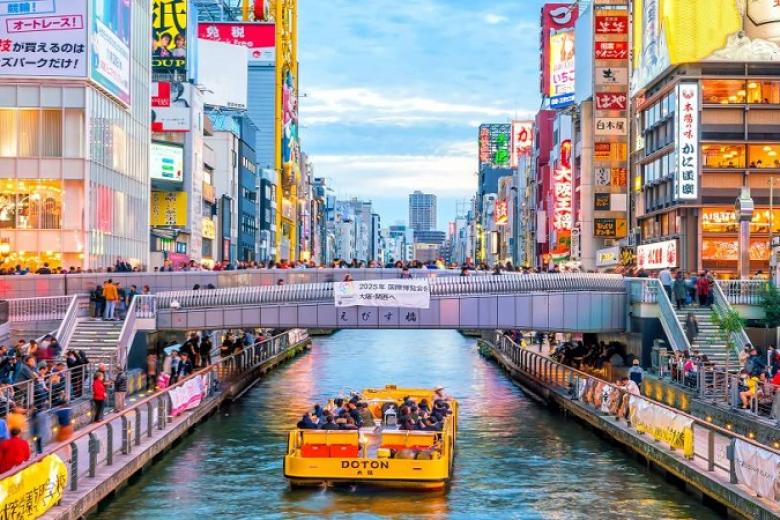 Dạo bộ ở khu phố Dotonbori