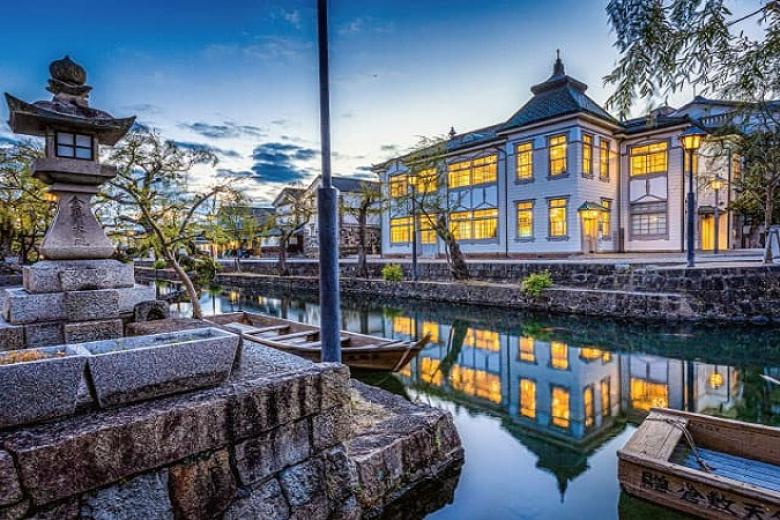 Phố cổ Kurashiki Bikan