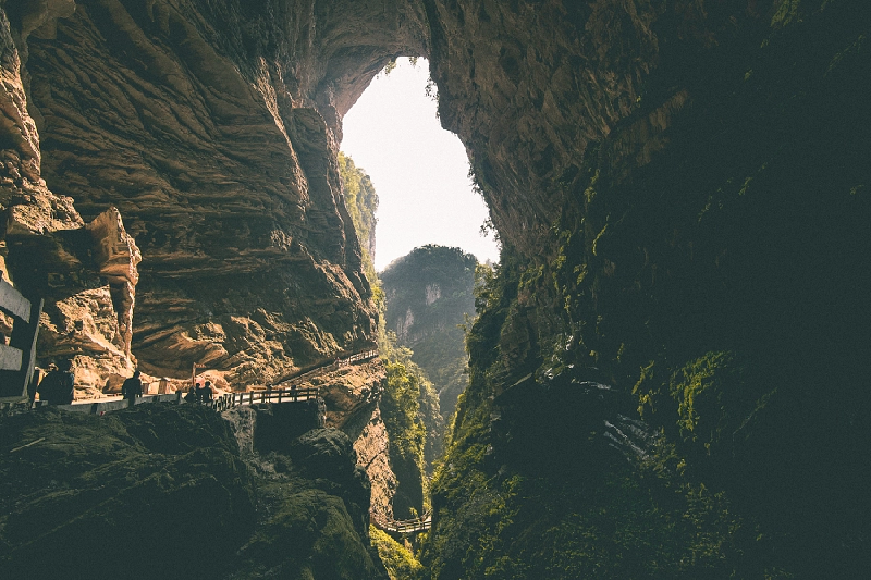 Vẻ đẹp hùng vĩ của Thiên Sinh Tam Kiều