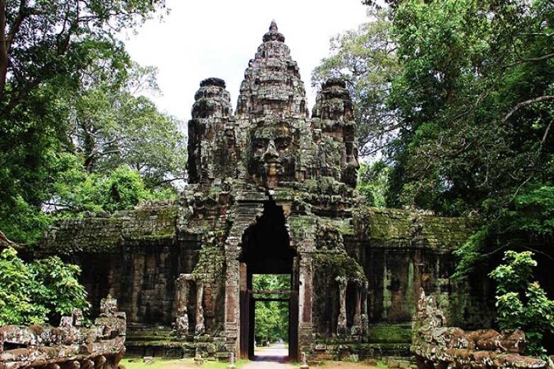 Cổng nam Angkor Thom