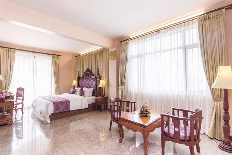 Phnom Penh Era Hotel