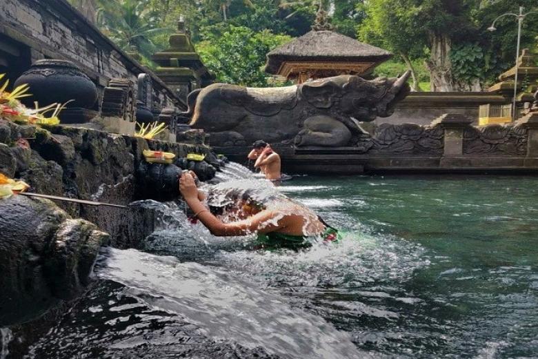 Đền Tirta Empul