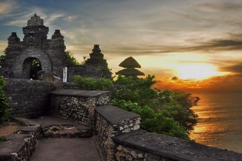 Đền Uluwatu