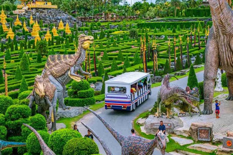 Công viên Khủng Long Nong Nooch