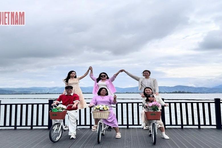 Khách trải nghiệm