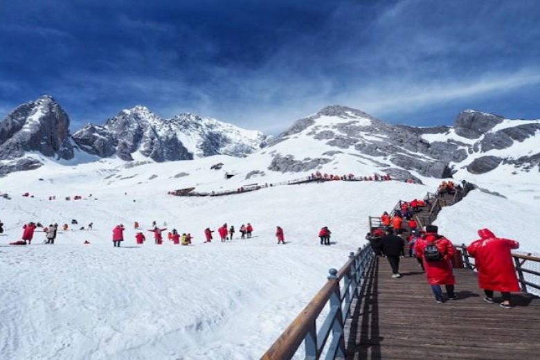 Núi tuyết Ngọc Long