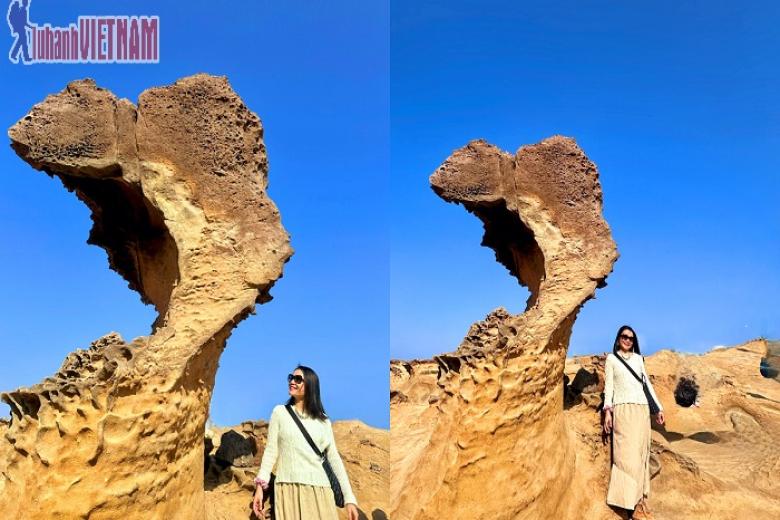 Khách chụp ảnh lưu niệm