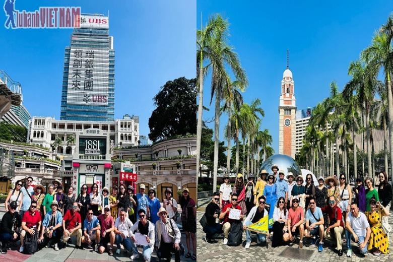 Khách chụp ảnh lưu niệm