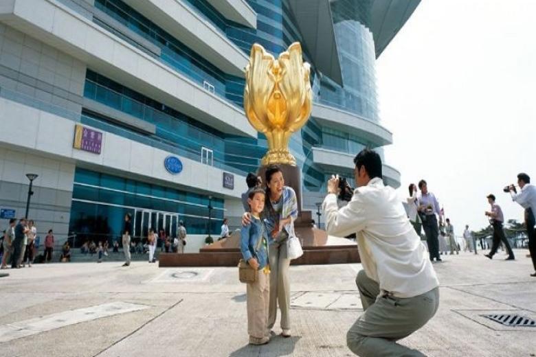 Quảng trường Golden Bauhinia
