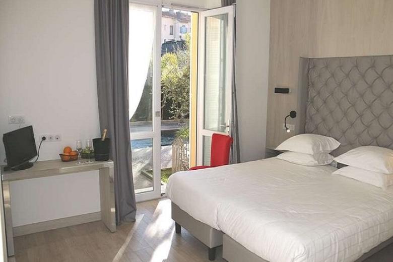 Golden Tulip Hotel Cannes - Hotel De Paris