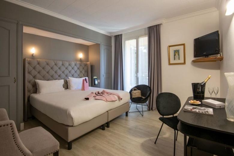 Golden Tulip Hotel Cannes - Hotel De Paris