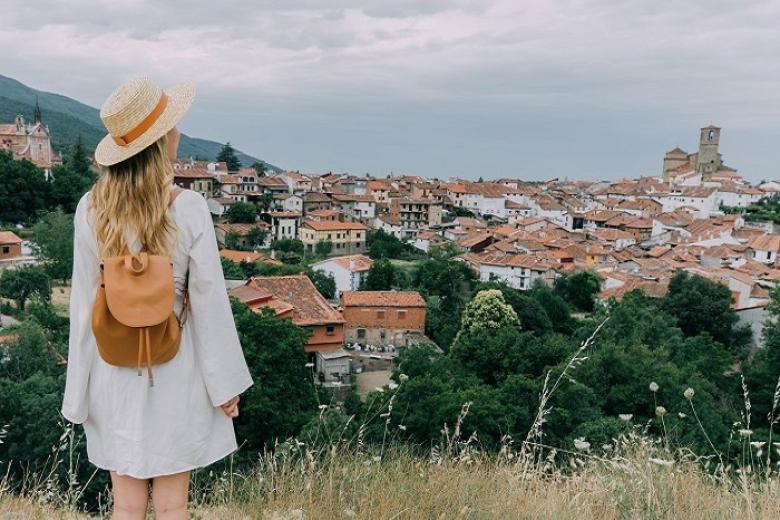 Thăm quan phố cổ Old Town Caceres