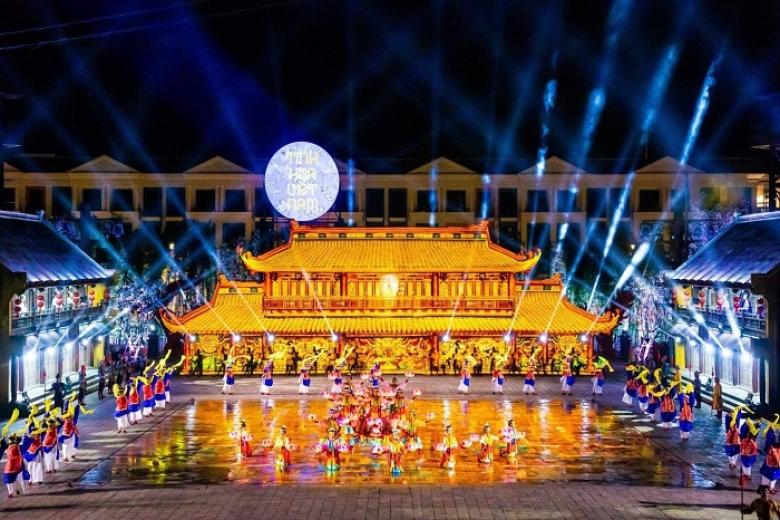 Show diễn Tinh hoa Việt Nam