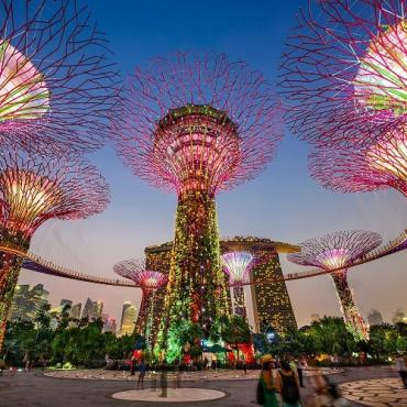 Khám Phá Liên Tuyến 2 Quốc Gia 5N4Đ: HCM - Singapore - Malaysia, Hotel 4* + Bay Vietnam Airlines