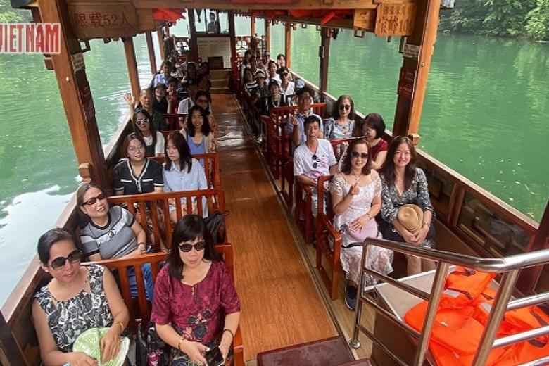 Khách trải nghiệm