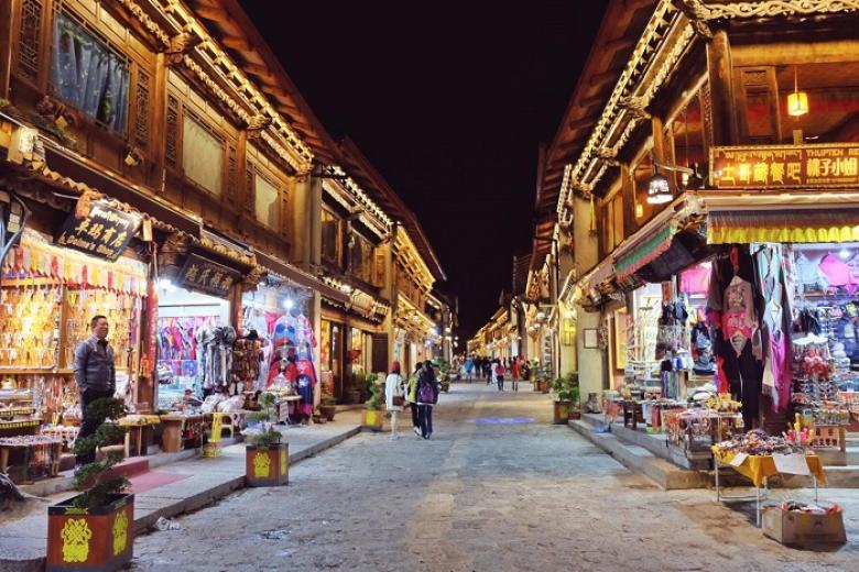 Thành Cổ DukeZong (Thành cổ Ánh Trăng)